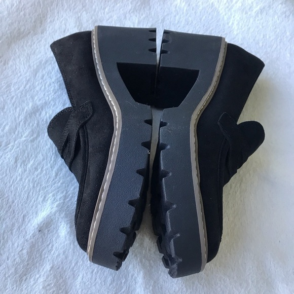 DV Dolce Vita Temecula style black suede-like sz 6 Manmade materials Rub… - Picture 6 of 9